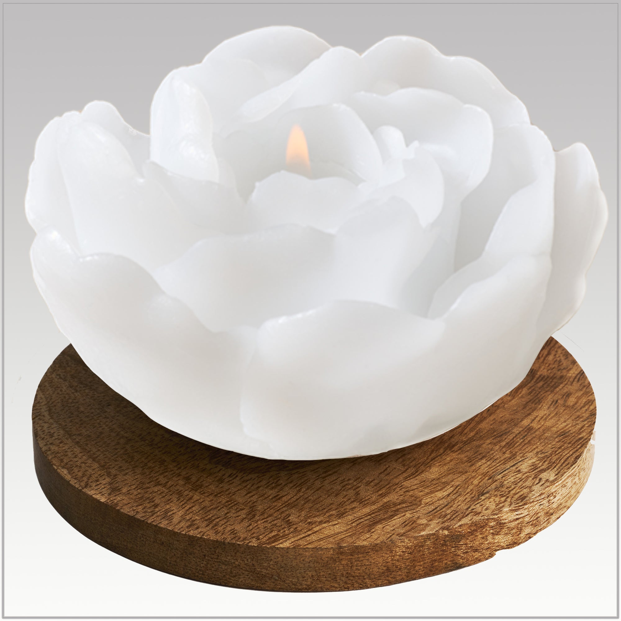 Fliorus white candle with mango wood coaster 2